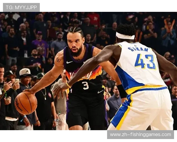 太阳客场大胜开拓者,布克28分狄龙连续30+ 太阳客场大胜开拓者,布克28分狄龙连续30+