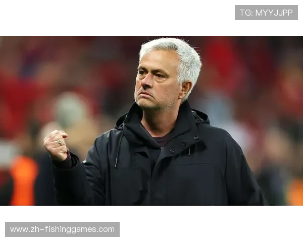 罗马队后卫曼奇尼轻伤,能否出战下轮成疑 罗马队后卫曼奇尼轻伤,能否出战下轮成疑