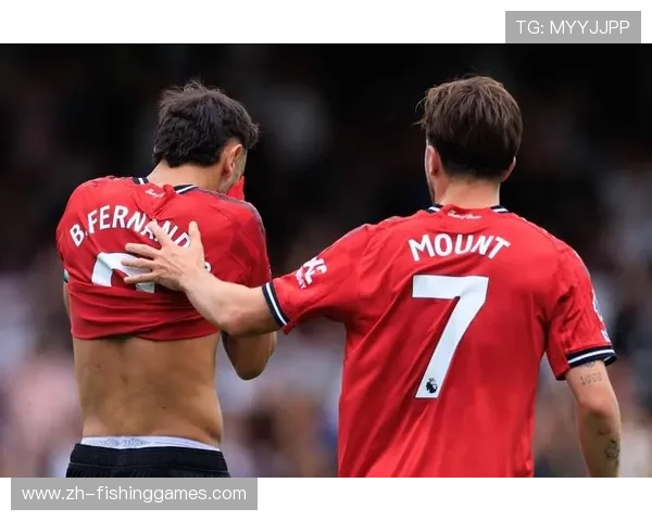 库尼亚错失空门良机，曼联上半场得势难得分