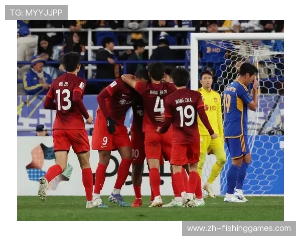 第84分钟绝杀进球后,斯图加特主帅激情庆祝欧冠资格争夺关键胜利 第84分钟绝杀进球后,斯图加特主帅激情庆祝欧冠资格争夺关键胜利